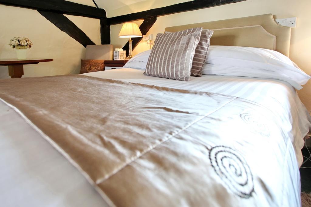 The Potters Arms Hotel Amersham Phòng bức ảnh