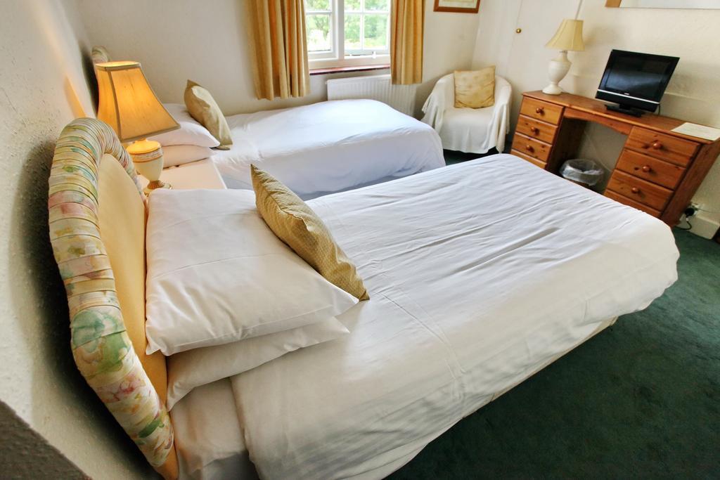 The Potters Arms Hotel Amersham Phòng bức ảnh